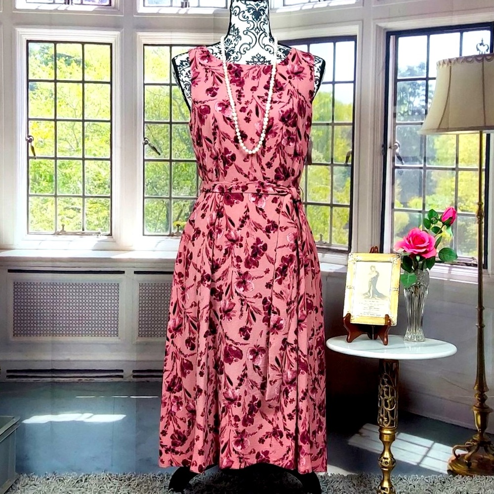 Elle Mauve & Burgundy Floral Sleeveless A Line Spring Dress With Sash: Size M